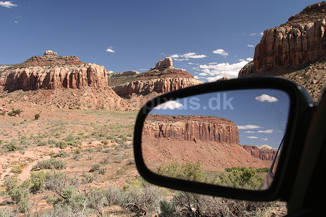 Canyonlands National Park. Landskab i Canyonlands National Park. Set s�dan lidt i bakspejlet.; ; Canyonlands National Park / Utah; USA; Nord Amerika; ; Sandsten, erosion, nationalparker, landskaber