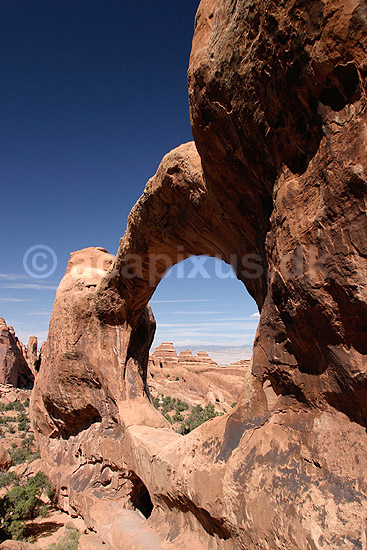 Arches National Park. Double O Arch i Arches National Park; ; Arches National Park / Utah; USA; Nord Amerika; ; Sandsten, erosion, nationalparker, landskaber