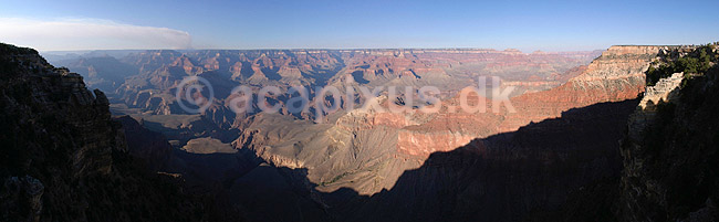Grandcanyon. Panorama over Grand Canyon; ; Grand Canyon National Park / Arizona; USA; Nord Amerika; ; Floder, vandl�b, vand, slugter, erosion, nationalparker, landskaber, panoramaer