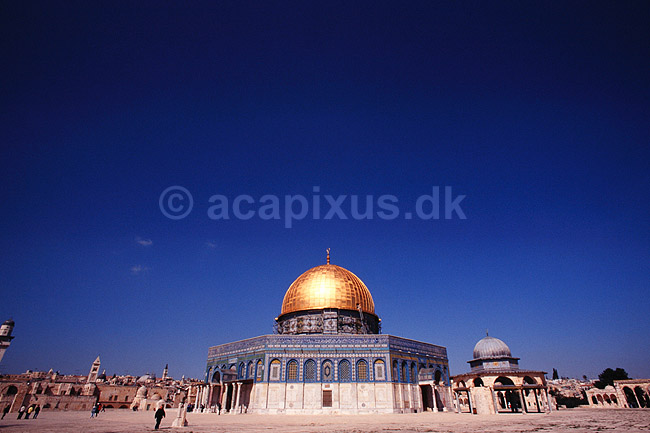 Klippemoskeen. Dome of the Rock (Klippemoskeen) p� Haram Ash-Sharif / Tempel Bjerget ( Scan af KOL5185 ) ; ; Jerusalem; Israel; Asien; ; Islam, moskeer