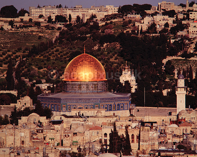 Klippemoskeen. Dome of the Rock (Klippemoskeen) set fra Tower of David ( Scan af KOL5284 ); ; Jerusalem; Israel; Asien; ; Religion, muslimer, muhammedanisme, muhammed