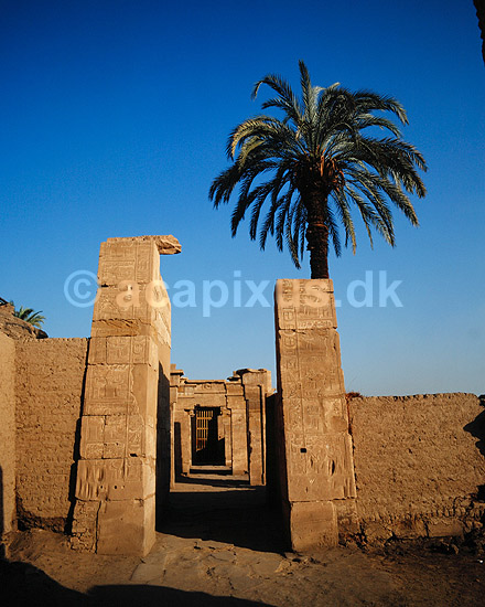 Karnak Tempel. Karnak Tempel - Temple of Ptah ( Scan af KOL7687 ); ; Luxor; Egypten; Afrika; ; 
