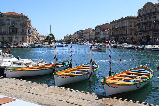 S�te. Fiskerb�de i Canal Royal i byen Sete; ; S�te / Roussillon languedoc; Frankrig; ; ; Venice of Languedoc