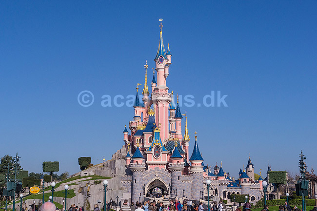 Disneyworld. Torneroses slot i Fantasyland i Disneyworld i Paris; ; Paris; Frankrig; ; ; Princesseslottet, Eurodisney, Disneyland Park, Sleeping Beauty Castle, Forlystelsespark, forlystelsesparker