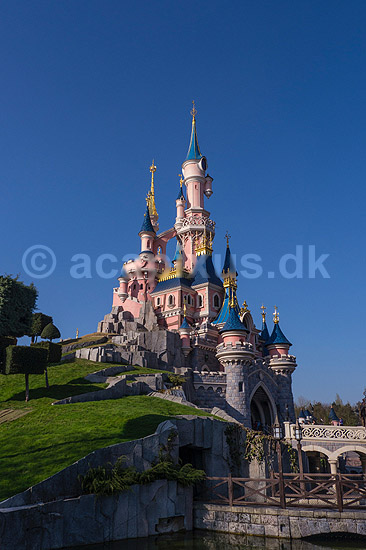 Disneyworld. Torneroses slot i Fantasyland i Disneyworld i Paris; ; Paris; Frankrig; ; ; Princesseslottet, Eurodisney, Disneyland Park, Sleeping Beauty Castle, Forlystelsespark, forlystelsesparker