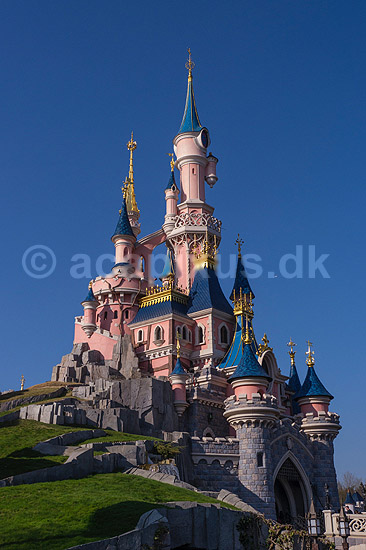 Disneyworld. Torneroses slot i Fantasyland i Disneyworld i Paris; ; Paris; Frankrig; ; ; Princesseslottet, Eurodisney, Disneyland Park, Sleeping Beauty Castle, Forlystelsespark, forlystelsesparker