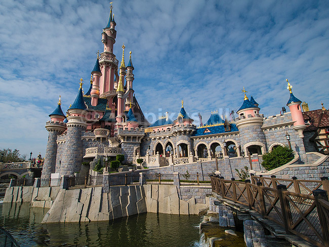 Disneyworld. Torneroses slot i Fantasyland i Disneyworld i Paris; ; Paris; Frankrig; ; ; Princesseslottet, Eurodisney, Disneyland Park, Sleeping Beauty Castle, Forlystelsespark, forlystelsesparker