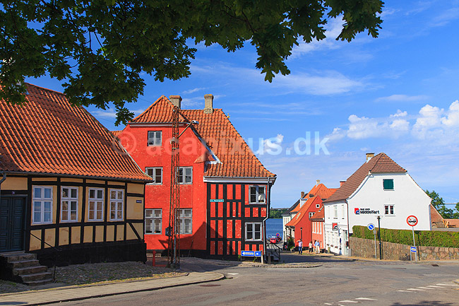Middelfart. Gamle huse i Knorregade, Gammel Vestergade og Brogade i Middelfart. I baggrunden Henner Friisers Hus; ; Middelfart; Danmark; ; ; 