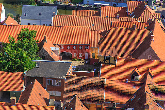 Ribe. Gamle huse i Ribe; ; Ribe; Danmark; ; ; hustage, tage