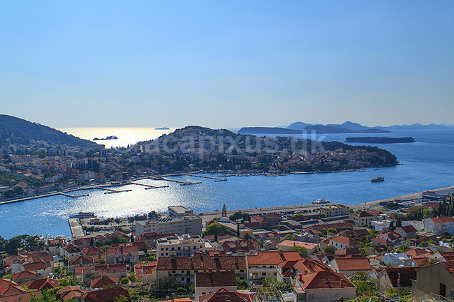 Dubrovnik. Udsigt over Dubrovnik og Adriaterhavet / Middelhavet; ; Dubrovnik; Kroatien; ; ; Croatien