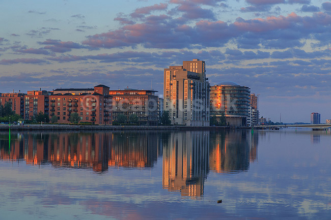 K�benhavns Havn. Morgengry ved K�benhavns-havn set fra Kalvebod Brygge. Th Ingeni�rforeningen IDA; ; K�benhavn; Danmark; ; ; Bybilleder, stemningsbilleder