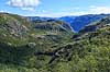 Fjeldlandskab. Landskabet n�r Preikestolen med Lysefjord i baggrunden  Preikestolen / Forsand / Stavanger Norge   Vandring, vandretur, fjeldvandring