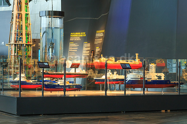 Norsk Oliemuseum. Olie eksplorations skibe og boreplatforme p� det Norske Oliemuseum i Stavanger; ; Stavanger; Norge; ; ; Olieudvinding, olieindustri