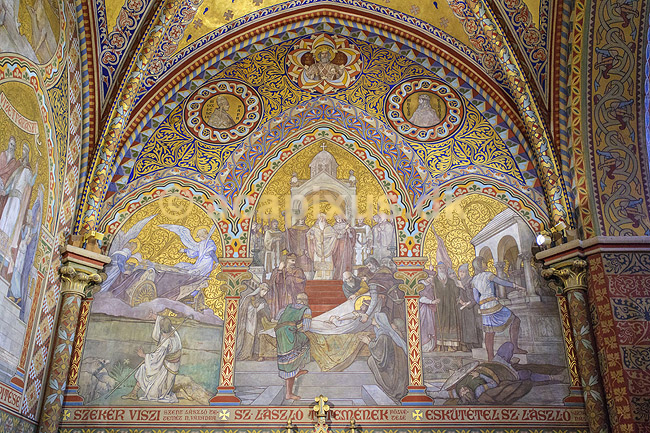 Matthias Kirken. Matthiaskirken, Matthias Church, Matyas Templom, p� Borgh�jen p� den vestlige Buda-side af Donaufloden i Budapest; ; Matthias Kirken / Budapest; Ungarn; ; sev�rdigheder; Kirker, kristendom, religion