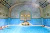 Gellert thermiske bade. Gellert termiske bade, Gellert Thermal Baths and Swimming Pool, p� den vestlige Buda-side af Donaufloden i Budapest  Hotel Gellert / Budapest Ungarn  sev�rdigheder Gellert Gyogyfurdo es Uszoda, swimmingpool, badeferie, badning, sv�mning