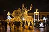 Julemarked. Juleudsmykning til Julemarked p� Bertel Thorvaldsens Plads i K�benhavn  Bertel Thorvaldsens Plads / K�benhavn Danmark  Sev�rdigheder Julemarkeder, jul, julehandel, handel, juleudsmykning, julestemning