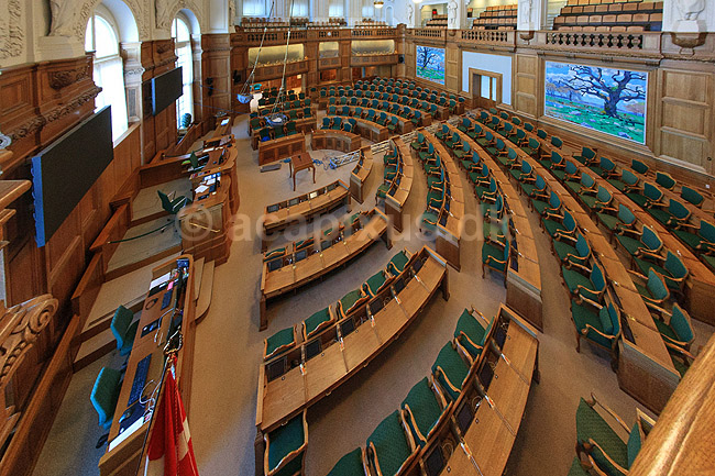 Folketingssalen. Folketingssalen p� Christiansborg; ; Christiansborg Slot / K�benhavn; Danmark; ; Sev�rdigheder; Folketinget, demokrati, regering, folkestyre