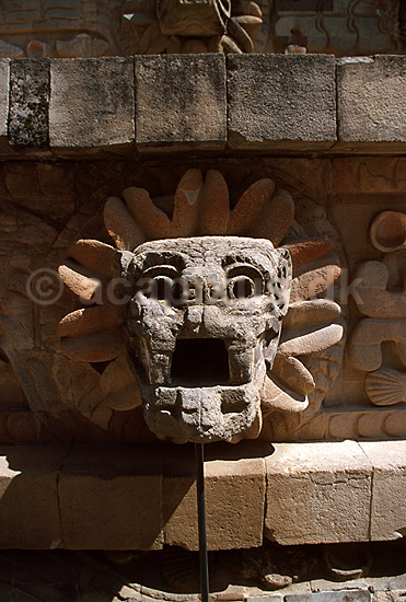 Figur p� Templo de Quetzalc�atl; ; Teotihuacan; Mexico; Nord Amerika; ; sights aztekere
