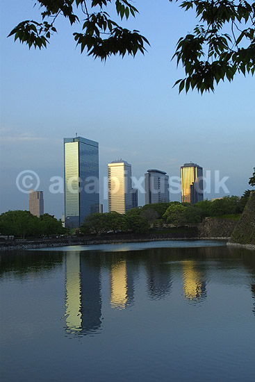 Osaka Bussiness Park. Skyskrabere i Osaka Bussiness Park; ; Osaka; Japan; Asien; ; h�jhuse reflektioner