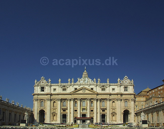 Peterskirken. Basillica di San Pietro eller Peterskirken i Rom; ; Rom; Italien; Europa; ; turistsev�rdigheder, kirker, paven, paved�mmet, Vatikanet, Vatikan Staten